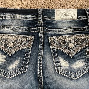 Miss Me Mid-rise Easy Ankle Skinny Jeans size 29 Distressed Bling